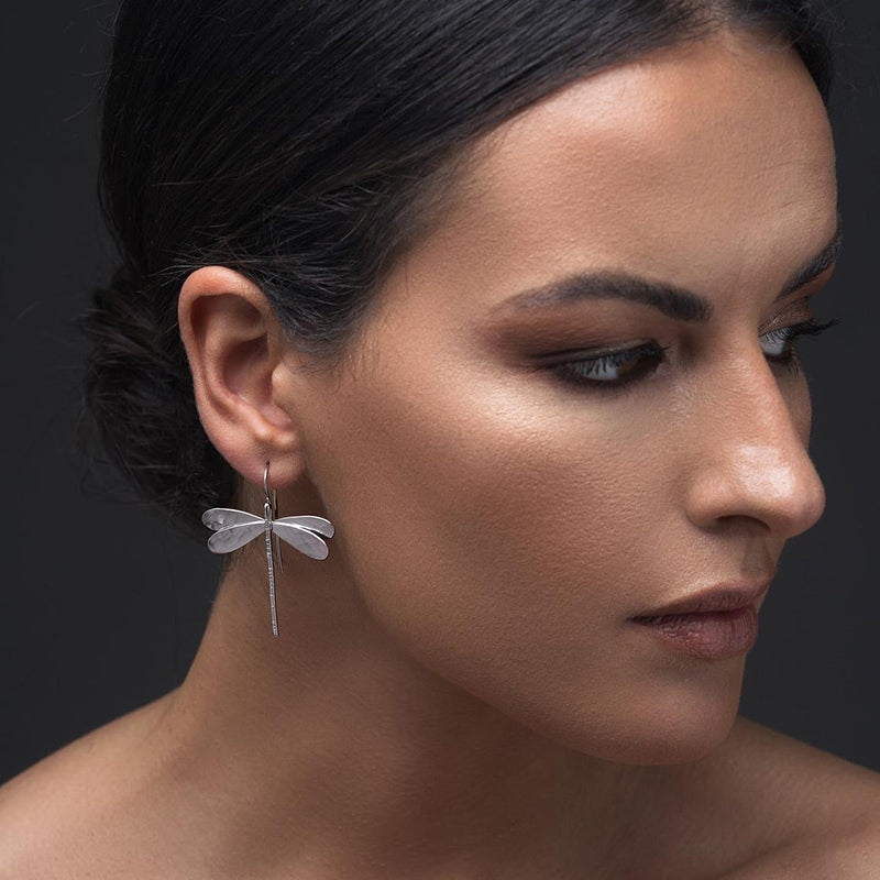 Vintage 3D Gold Dragonfly Statement Earrings For Women Minimalist Jewelry