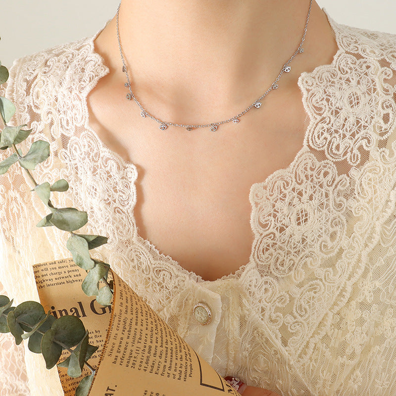 Euro-American Instagram-style Roman Inspired Multi-attachment Versatile Clavicle Chain