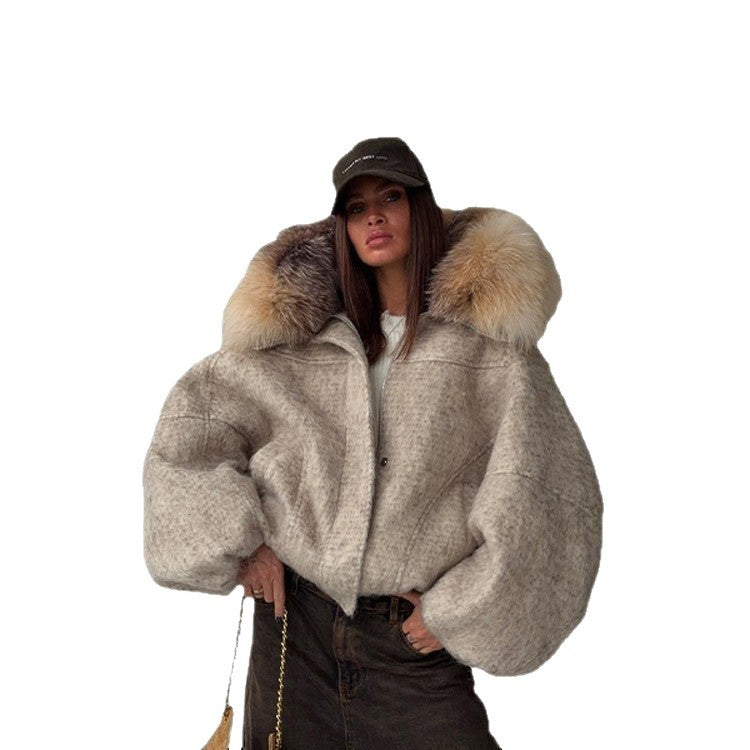 Womens Stylish Woolen Coat With A Big Fur Collar And Zipper